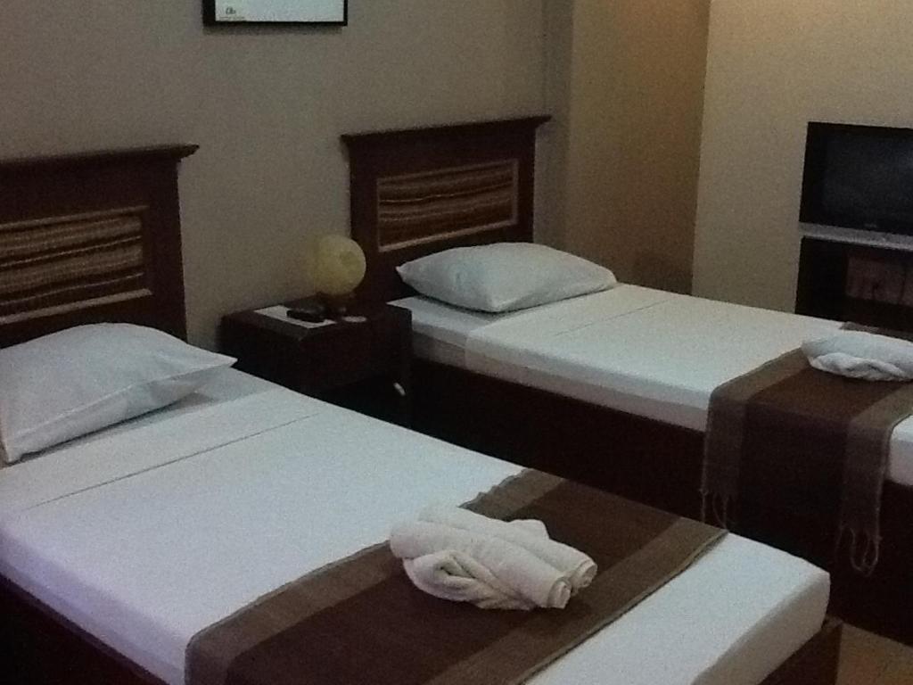 Darunday Manor Otel Tagbilaran Dış mekan fotoğraf