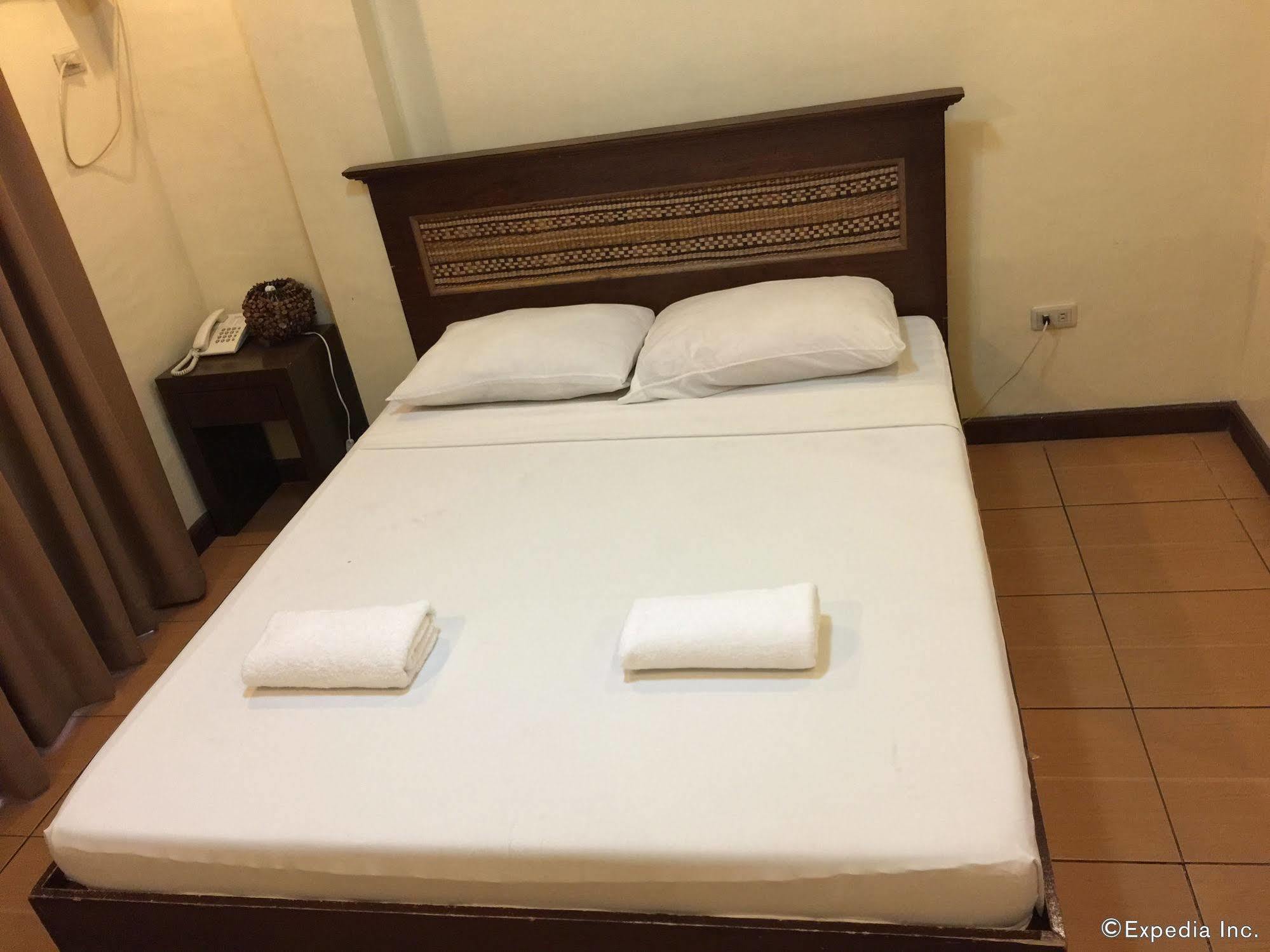 Darunday Manor Otel Tagbilaran Dış mekan fotoğraf